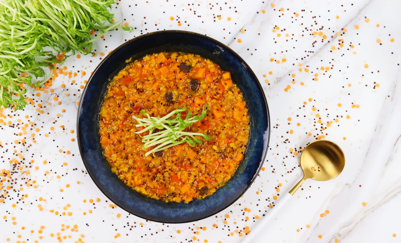 Marokkanische Rote-Linsen-Quinoa-Suppe